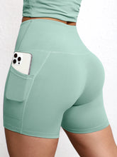 Load image into Gallery viewer, Yoga Shorts with Pockets High Waist Butt Lifting Cyclings Tights Outdoor Workout Jogging Shorts Sportswear Gym Running Short
