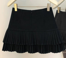 Load image into Gallery viewer, Vintage High Waist Pleated Mini
