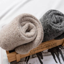 Load image into Gallery viewer, Super Thick Merino Winter Socks
