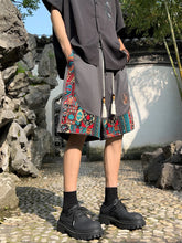 Load image into Gallery viewer, Men's ethnic embroidery pattern shorts with pockets, summer casual drawstring shorts, suitable for outdoor and beach casual wear
