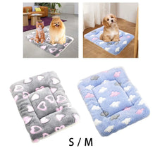 Load image into Gallery viewer, Dog Bed Mat Cat Bed Mat, Pet Bed Mat, Heated Fleece Blanket, Pet Mat
