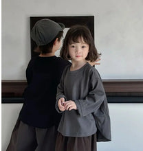 Load image into Gallery viewer, Kids Solid Long Sleeve Tee
