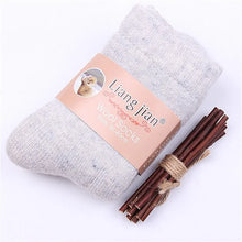 Load image into Gallery viewer, Super Thick Merino Winter Socks
