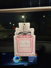 Load image into Gallery viewer, Perfume Bottle Pattern/Freesia Fresh Scent Five-Star Unisex Car Perfume and Non-Toxic Air Freshener |   Natural Essential Oils and Aromatherapy Scent Tablets (Noroili/Grapefruit/Cedar) |   Hanging Type and Dual-Purpose as a V
