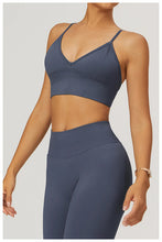Load image into Gallery viewer, HBC Seamless Sports Bras for Women Fitness Yoga Bras With Removable Pads Adjustable Straps Gym Vest Top Bra Running Crop Top
