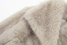 Load image into Gallery viewer, HH 2024 Women 's Vintage Soild Faux Fur Coat Turn-down Collar Long Sleeve Warm Plush Wool Coats Lady Winter Autumn Outwear
