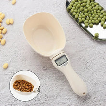 Load image into Gallery viewer, Pet Food Measuring Scoop Electronic Dog Cat Food Measuring Cup Digital Spoon Scale Kitchen Food Scale with LED Display
