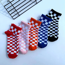 Load image into Gallery viewer, Unisex Korean Checkerboard Ankle Socks
