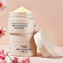Load image into Gallery viewer, Apply the Cream Before Makeup, Moisturizing Foundation Cream - Lasting Moisturizing, Creating a Natural Foundation
