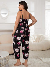 Load image into Gallery viewer, Floral V Neck Capri Pajama Set
