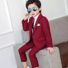 Load image into Gallery viewer, Classic Boys Formal Wedding Suit
