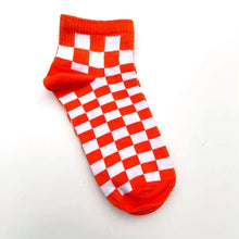 Load image into Gallery viewer, Unisex Korean Checkerboard Ankle Socks
