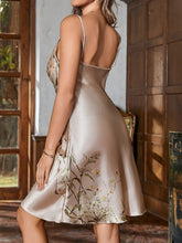 Load image into Gallery viewer, Women Floral Print Nightdress Light and Blooming Elegant yet Sweet Let You Feel the Romantic Atmosphere Even in Your Dreams
