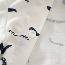 Load image into Gallery viewer, Elegant Breathable Pet Outdoor Shirt
