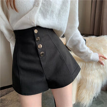 Load image into Gallery viewer, Black Shorts Women Spring Summer New Wide Leg Pants High Waist Single BreastedAApricot casual hot pants
