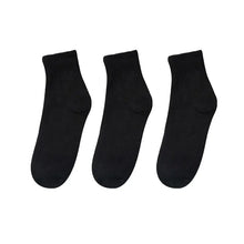Load image into Gallery viewer, Essential Mid Calf Cotton Socks
