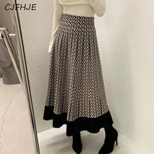 Load image into Gallery viewer, Retro Knitted Pleated Midi Skirt
