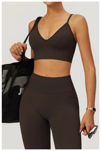 Load image into Gallery viewer, HBC Seamless Sports Bras for Women Fitness Yoga Bras With Removable Pads Adjustable Straps Gym Vest Top Bra Running Crop Top

