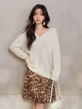 Load image into Gallery viewer, Elegant Wool Knit Skirt Set
