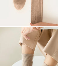 Load image into Gallery viewer, Combed Cotton Business Crew Socks
