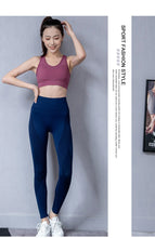 Load image into Gallery viewer, Plus Size Women's Sports Bra High Support Breathable Moisture Wicking Running Workout Fitness Athletic Underwear
