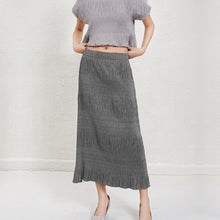 Load image into Gallery viewer, Flowy Pleated Chiffon Maxi Skirt
