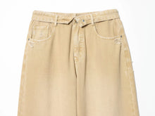 Load image into Gallery viewer, 2026 Summer New Women's Clothing Retro Style Loose and Versatile Mid Waist Casual Piercing and Flanging Jeans
