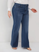 Load image into Gallery viewer, Plus Size Wide Leg Jeans
