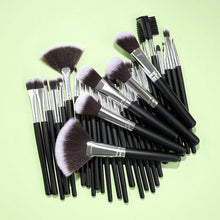 Load image into Gallery viewer, Premium Black 32 Brush Set
