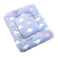 Load image into Gallery viewer, Dog Bed Mat Cat Bed Mat, Pet Bed Mat, Heated Fleece Blanket, Pet Mat

