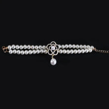 Load image into Gallery viewer, Pet Accessories Double Layer Pearl Pet Necklace Sweet Flower Pendant Cat Neck Chain Adjustable Pet Pearl Collar Photograph
