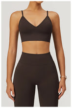 Load image into Gallery viewer, HBC Seamless Sports Bras for Women Fitness Yoga Bras With Removable Pads Adjustable Straps Gym Vest Top Bra Running Crop Top
