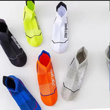 Load image into Gallery viewer, Premium Men's Breathable Ankle Socks

