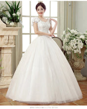Load image into Gallery viewer, Elegant Lace Ball Gown Wedding Dress
