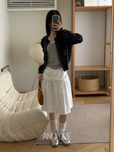 Load image into Gallery viewer, Chic Korean Style  Skirt for Young Women Spring Autumn Winter Seasonal Fashionable Inner Wear Casual Versatile Skirt
