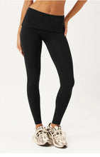 Load image into Gallery viewer, C-B Women's Yoga Set: Long-sleeved V-neck T-shirt &amp; High-waisted Cuffed Shorts &amp; Leggings, Suitable for Gym Workouts.
