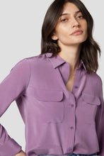 Load image into Gallery viewer, Women Real Silk Shirts Classic Double Pockets Solid Color Casual Fashion Long Sleeve Thin Shirt Blouses Tees
