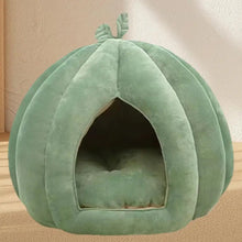 Load image into Gallery viewer, Cat Beds For Indoor Cats Pumpkin Cat House Enclosed Cat Bed Cat Cave Thickened Halloween Pet Bed Cat Hideaway For Kittens Small
