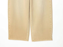 Load image into Gallery viewer, 2026 Summer New Women's Clothing Retro Style Loose and Versatile Mid Waist Casual Piercing and Flanging Jeans
