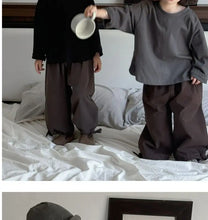 Load image into Gallery viewer, Kids Solid Long Sleeve Tee
