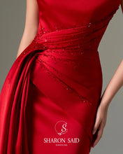 Load image into Gallery viewer, Strapless Satin Mermaid Evening Gown
