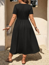 Load image into Gallery viewer, Women's Casual Plain Color Dress, Loose-Fitting Design, Perfect for Daily Wear &amp; Comfortable Fit, Ideal for Everyday
