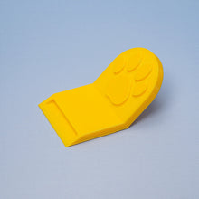 Load image into Gallery viewer, Cute Cat Paw Pet Food Can Opener Easy Ring Pull Opener Tool for Cat Dog Canned Food Protect Nails Ergonomic Kitchen Accessories
