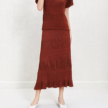 Load image into Gallery viewer, Flowy Pleated Chiffon Maxi Skirt
