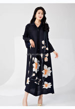 Load image into Gallery viewer, Elegant Pleated Loose Maxi Dress
