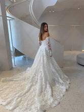 Load image into Gallery viewer, Elegant Wedding Dresses Off Shoulder Long Sleeves Lace Bride Dress for Women Sweep Train A Line White Bridal Gowns Customized
