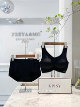 Load image into Gallery viewer, Kiss.y sports bra, such as kiss zero binding, no trace, no steel ring, quantum kiss vest bra set female
