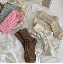 Load image into Gallery viewer, Japanese Wool Casual Socks
