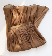 Load image into Gallery viewer, Elegant Pleated A-Line Midi Skirt
