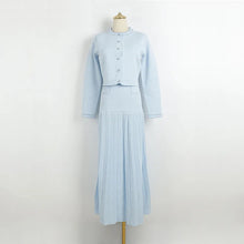 Load image into Gallery viewer, Elegant Knitted Pleated Maxi Dress
